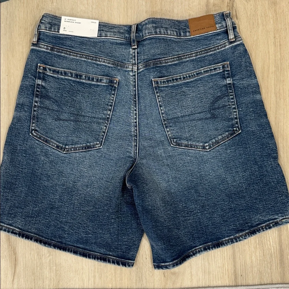 NWT American Eagle Denim Bermuda Shorts 8in perfect casual summer - Picture 3 of 4